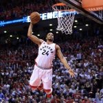 NBA – Top 10 de la nuit : Norman Powell lance un astéroïde sur Marcin Gortat