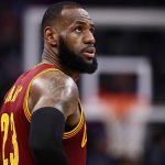 NBA – Top 10 de la nuit : Lebron James crée un cratère à Detroit