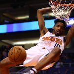 NBA – Top 10 de la nuit : Air France présente son nouveau bolide, le Derrick Jones Jr !