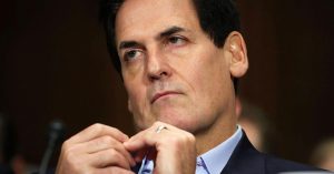 NBA – Le plan machiavélique de Mark Cuban pour contrer Adrian Wojnarowski lors de la Draft