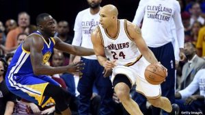 NBA – Richard Jefferson tacle les Warriors