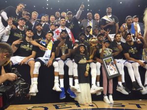 NBA – Champions 2017 : Nouveau titre pour les Warriors, qui terminent la série à Oakland