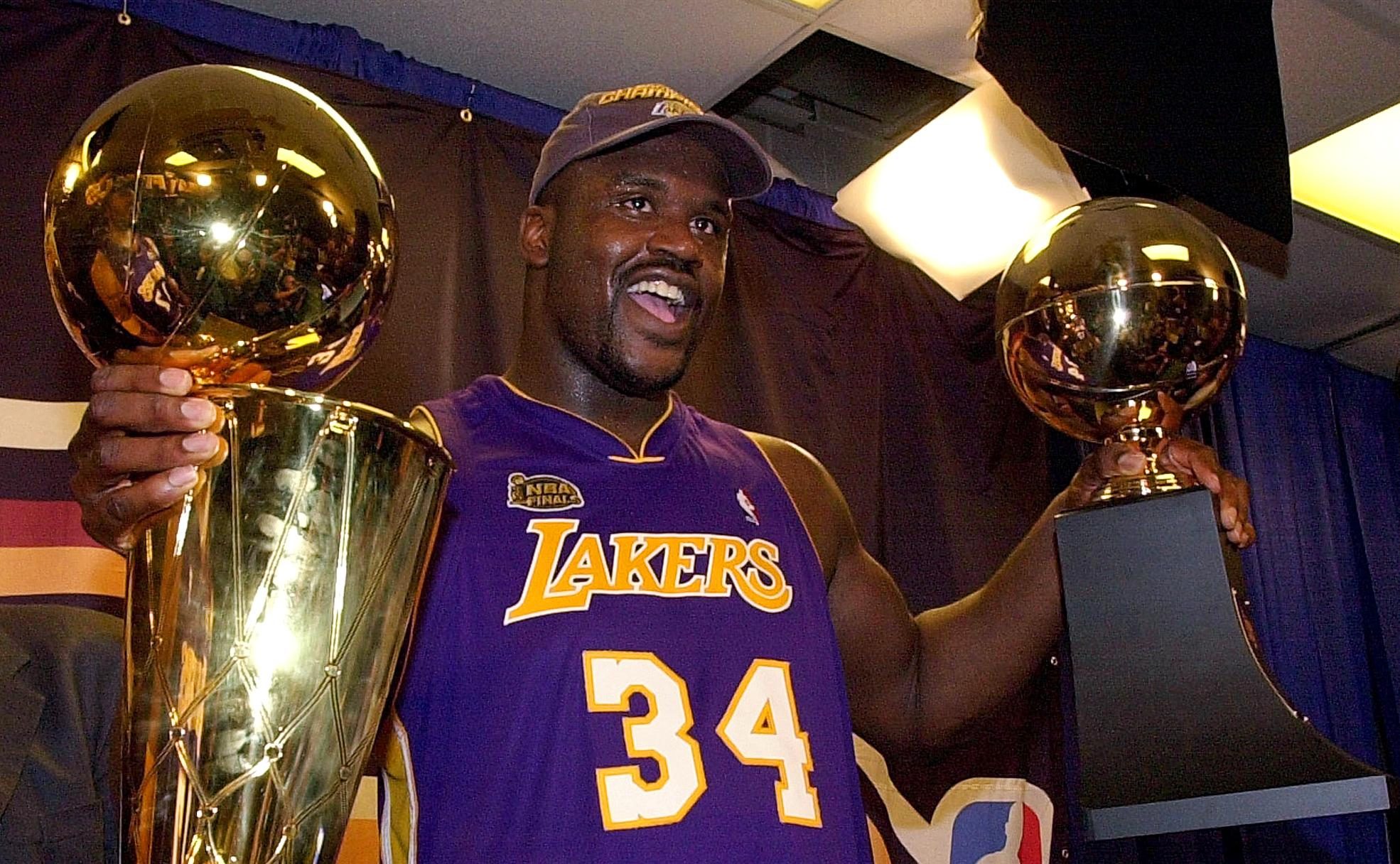 NBA - 8 juin 2001 : Shaquille O'Neal saccage les 76ers d'Iverson1970 x 1216