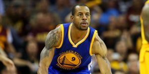 NBA – Golden State contre-attaque pour Andre Iguodala !