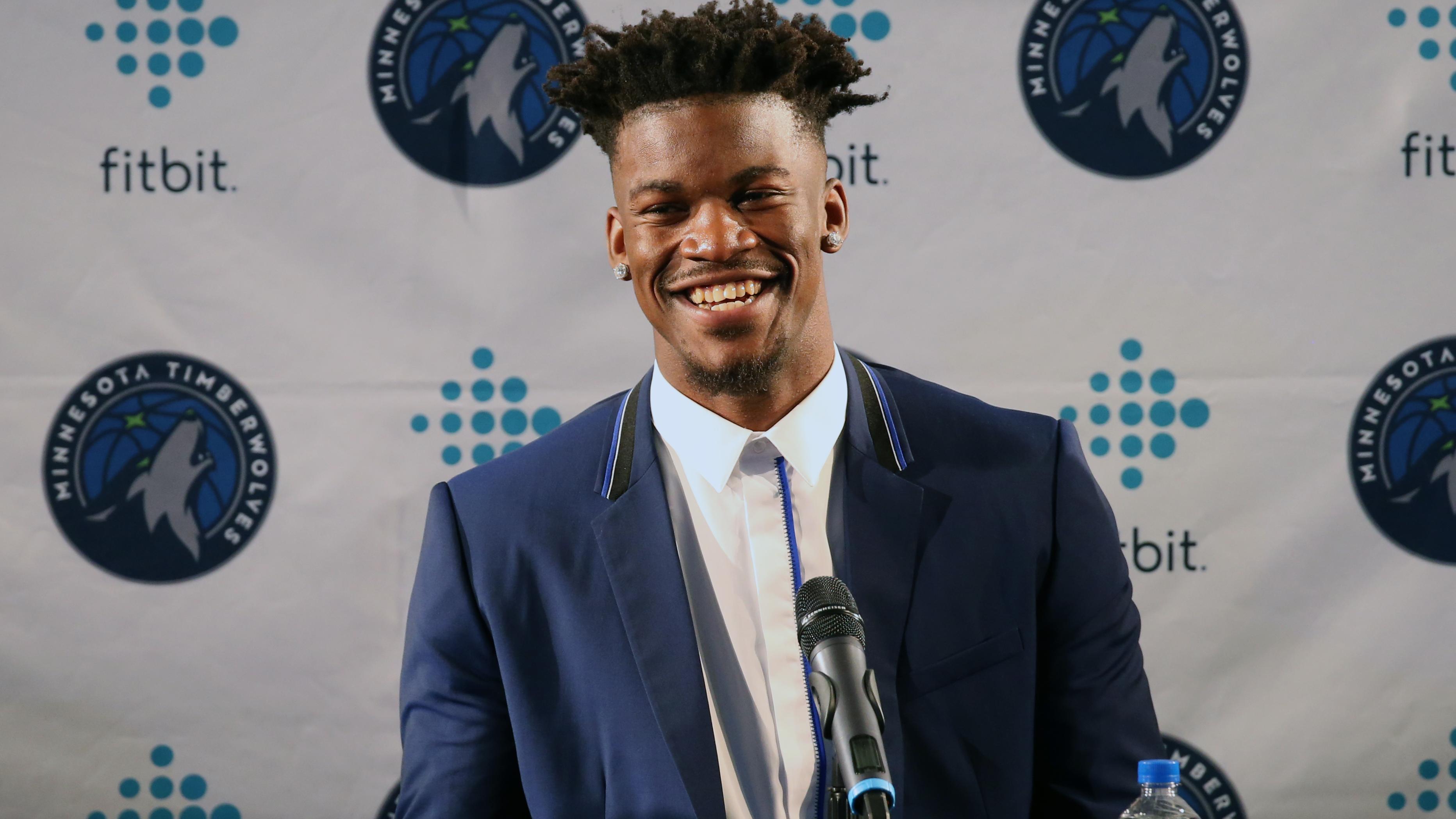 Jimmy Butler lors de sa conférence presse avec les Wolves