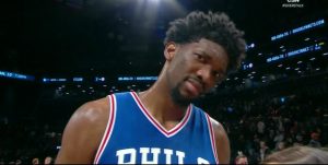 Insolite : Offrez vous une horrible sculpture de Joel Embiid pour trois fois rien