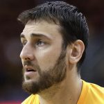 NBA – Les Celtics hésitent entre Andrew Bogut et Tony Allen