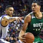 NBA – Jayson Tatum heureux de pouvoir jouer avec Kyrie Irving