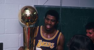 NBA – Magic Johnson, où l’ère de « Monsieur Showtime »