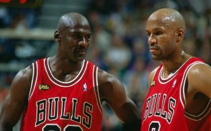 NBA – Ron Harper incendie Kyrie Irving !