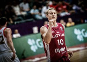 EuroBasket 2017 : La Russie sans solution concède sa première défaite