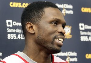 NBA – Insolite : Luol Deng dément vouloir racheter le club de foot de Crystal Palace
