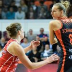 EuroLeague Women – Vidéo : La passe en mode « volley-ball » de Marine Johannès
