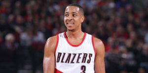 NBA – C.J. McCollum suspendu pour le premier match de la saison !