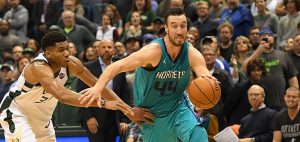 NBA – Frank Kaminsky sera un Hornet jusqu&rsquo;en 2019