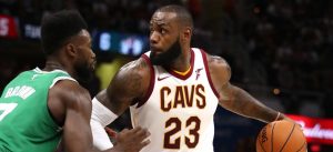 NBA – LeBron James en meneur, c&rsquo;est bien pour cette nuit