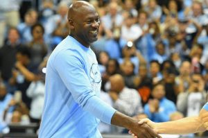 NBA – Michael Jordan s’inquiète pour la NBA et critique les SuperTeams