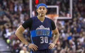 NBA – Mavericks : Seth Curry blessé, son retour est attendu