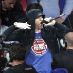 Insolite – Eminem chauffe le public de Detroit avant leur opening night