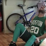 Insolite – Le déguisement Gordon Hayward pour Halloween : drôle ou too much ?