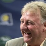 Insolite – L’étrange jeu des Pacers quand Larry Bird rate un lancer franc…