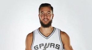 NBA – Gregg Popovich impressionné par Joffrey Lauvergne !