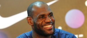 Insolite – LeBron James se moque de sa calvitie avec Dwyane Wade !