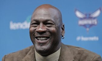 NBA – Un joueur des Hornets avoue ne rien connaitre du passé de Michael Jordan raisons jordan vend une partie des hornets