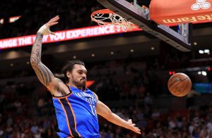 NBA – Insolite : l’étrange réaction de Steven Adams face à Gregg Popovich