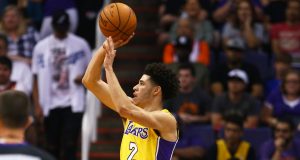 NBA – Un changement de tir pour Lonzo Ball ? Pas avant l&rsquo;été prochain
