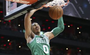 NBA – L&rsquo;adaptation fulgurante de Jayson Tatum