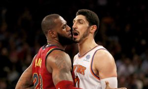 NBA – Enes Kanter à LeBron James : « On a déjà un roi. C&rsquo;est Porzingis »
