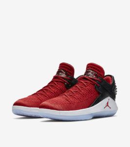 Sneakers – La Jordan XXXII Low rend hommage aux Bulls de 1996