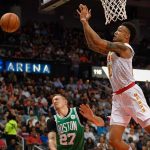 NBA – Top 5 de la nuit : La station John Collins décolle pour Pluton !