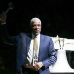 NBA – Julius Erving actuellement à l’hôpital