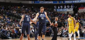 NBA – Dirk Nowitzki enthousiaste concernant Dennis Smith Jr.