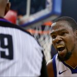 NBA – Kevin Durant veut une meilleure communication entre arbitres et joueurs