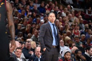 NBA – Tyronn Lue s’agace, situation de crise à Cleveland