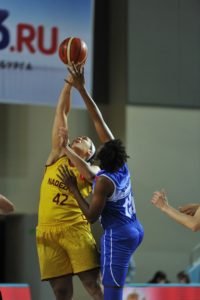 EuroLeague Women – Recap’ J11 : Montpellier s’effondre, Bourges continue sur sa lancée, Villeneuve chute de nouveau