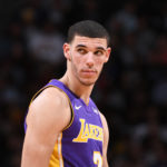 NBA – Lonzo Ball restera le meneur titulaire des Lakers malgré l’arrivée de Thomas