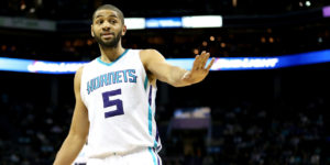 NBA – Highlights : Nicolas « Batman » Batum se met sur son 31 !