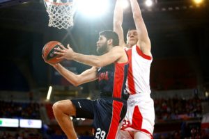 Euroleague – Top 10 de la J21 : Toujours bloquer la ligne de fond, la claquette décisive de Gill et le dunk de Sanders !