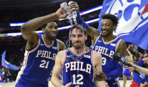 NBA – T.J. McConnell écrit l’histoire des Sixers en voyant triple