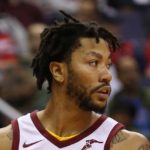 NBA – Derrick Rose officiellement coupé, un prétendant de plus sur la liste