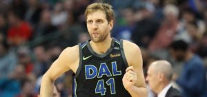 NBA – A 39 ans, Dirk Nowitzki sera bien là l&rsquo;année prochaine pour faire tomber les records