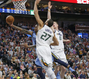 NBA – Les Français de la nuit : Rudy Gobert contrôle les Grizzlies, le Jazz s’accroche toujours aux Playoffs !