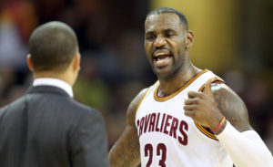 NBA – Tyronn Lue s&rsquo;explique sur son altercation avec LeBron James