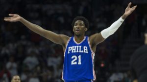 NBA – Top 5 de la nuit : Joël Embiid écrase Paul Millsap
