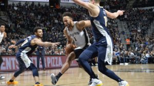 NBA – Top 10 de la nuit : Le alley-oop venu du ciel d’Anderson et Bertans