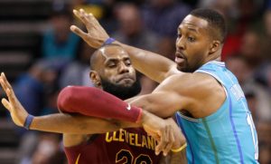 NBA – LeBron et Dwight Howard offrent la victoire à Cleveland et Charlotte, les Spurs en feu et Philly qui déroule